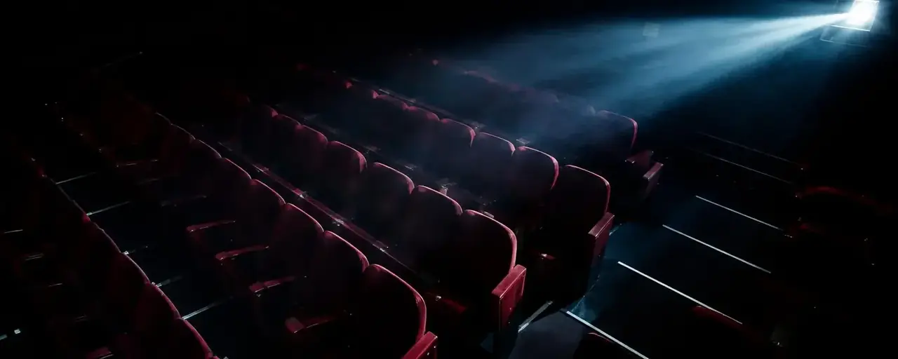 电影实时票房星空首映栏目头图